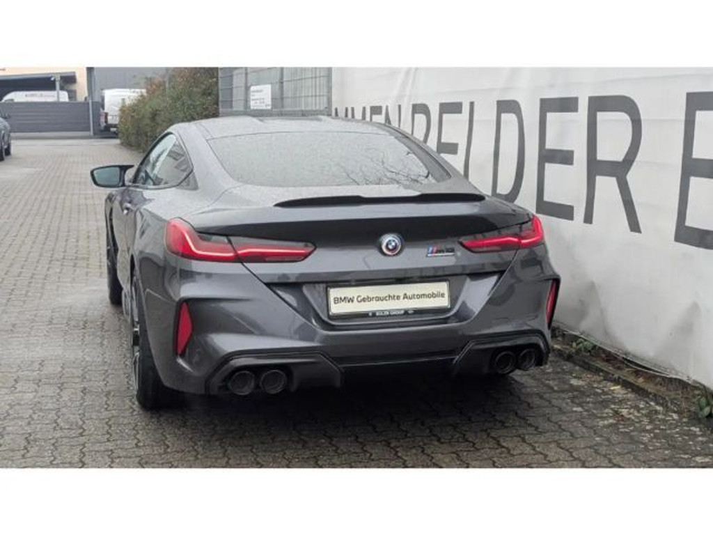 BMW M8