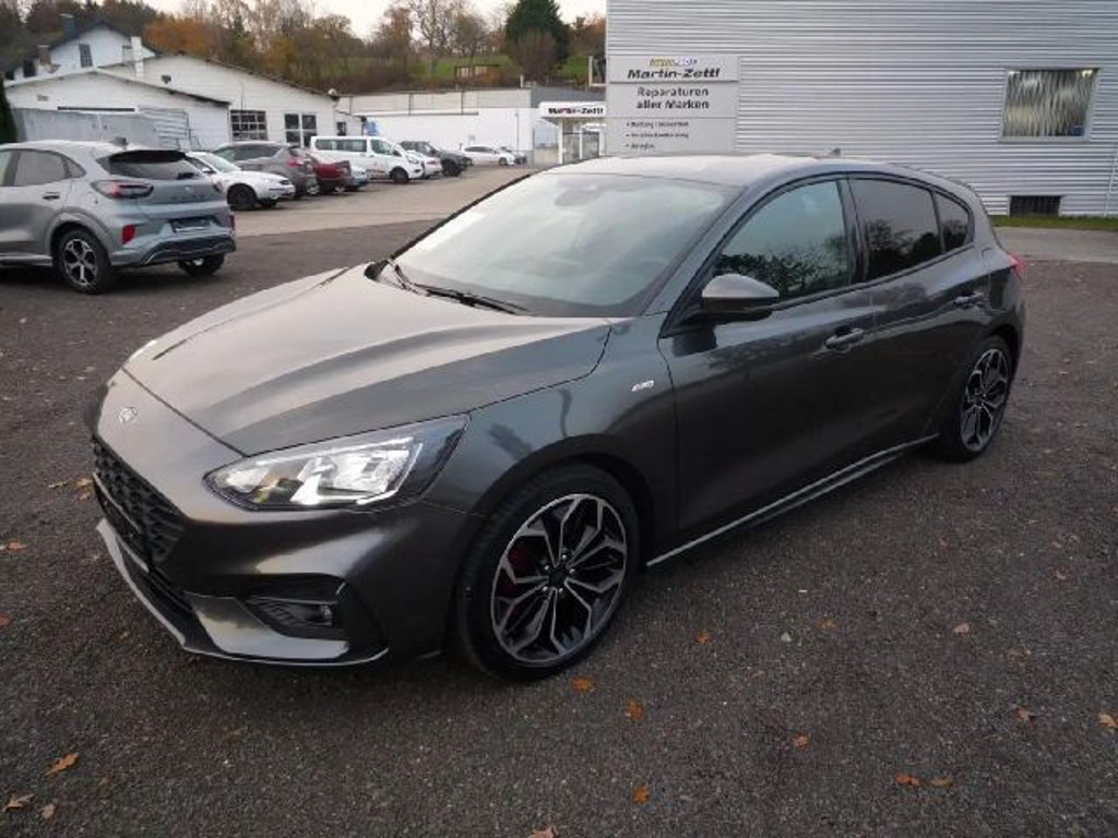 Ford Focus ST Line