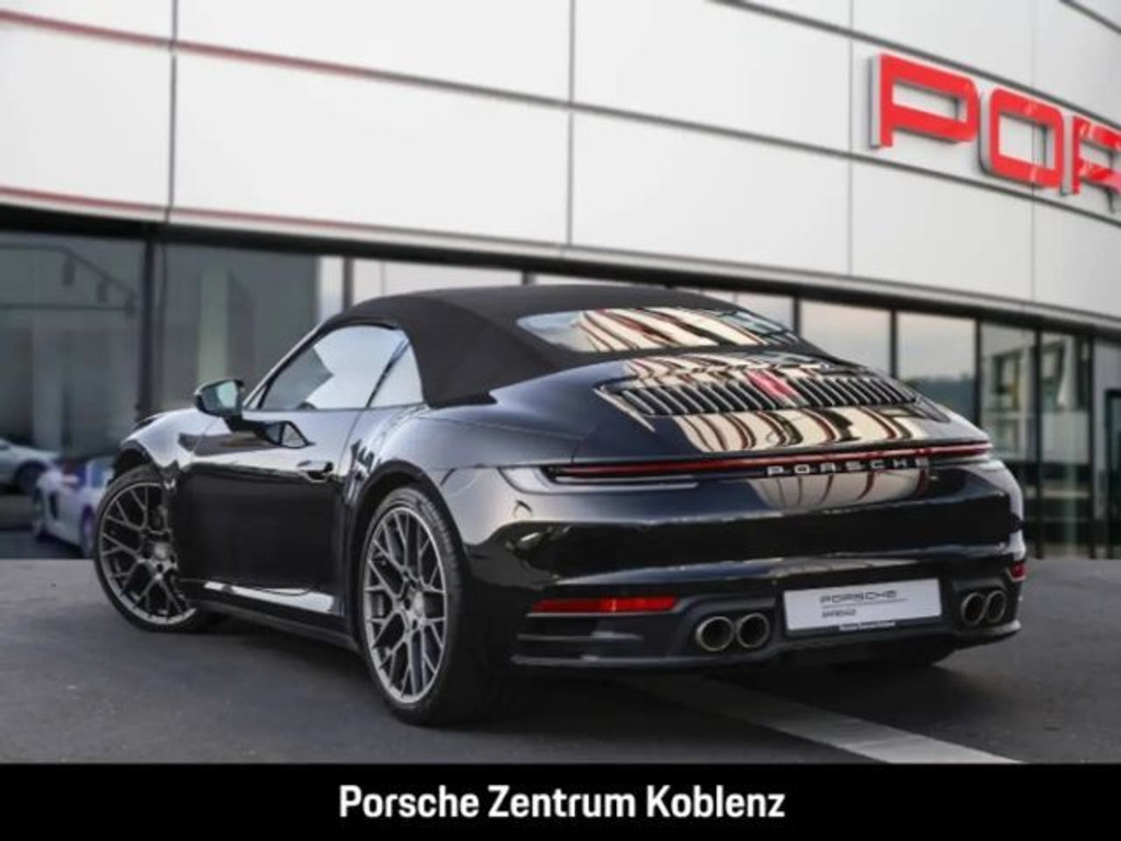 Porsche 992