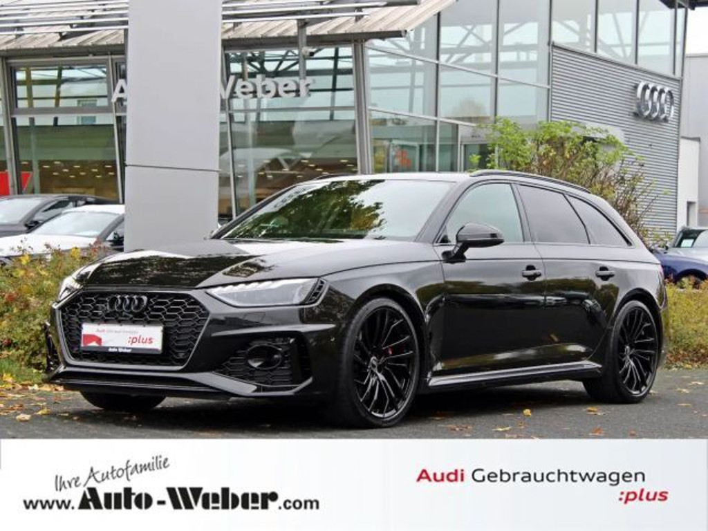 Audi RS4 Avant Quattro