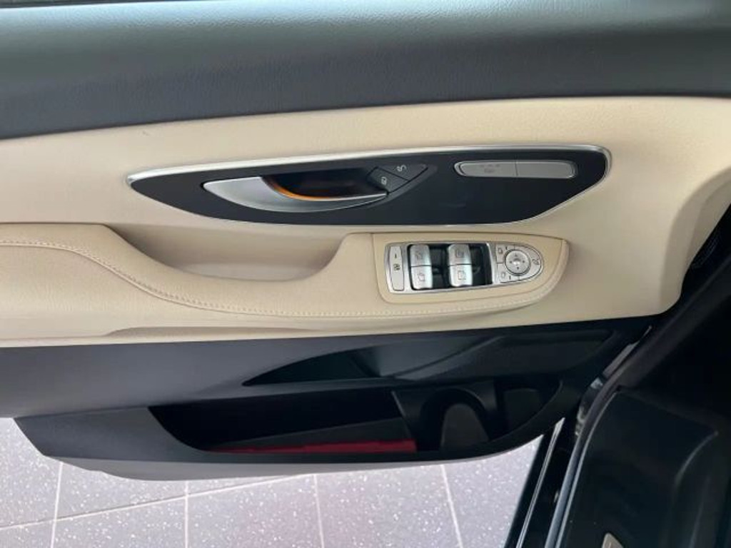 Mercedes-Benz Marco Polo