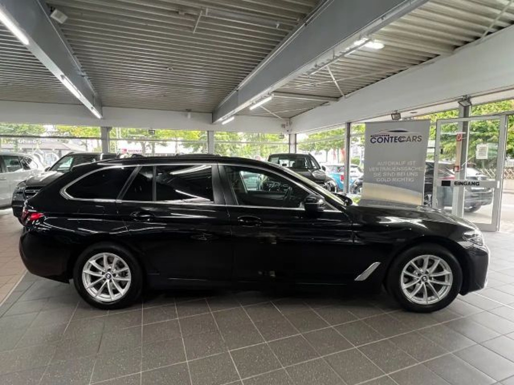 BMW 5 Serie 520 Business Line xDrive Touring 520d