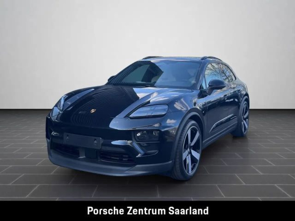 Porsche Macan 4