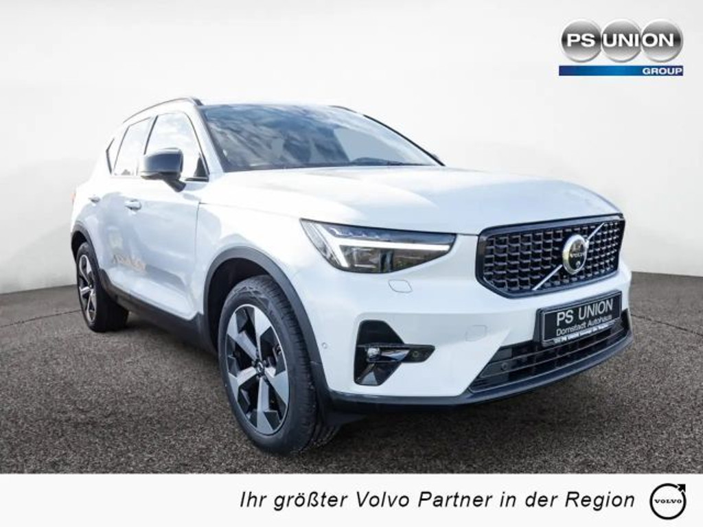 Volvo XC40 Plus Dark