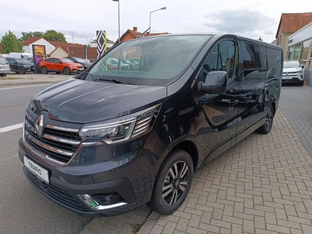 Renault Trafic EDC Blue Grand Spaceclass