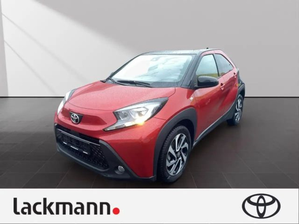 Toyota Aygo X Team D Hatchback 1.0 VVT-i Design Paket