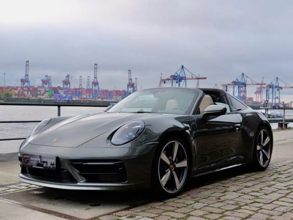 Porsche 992 Targa 4
