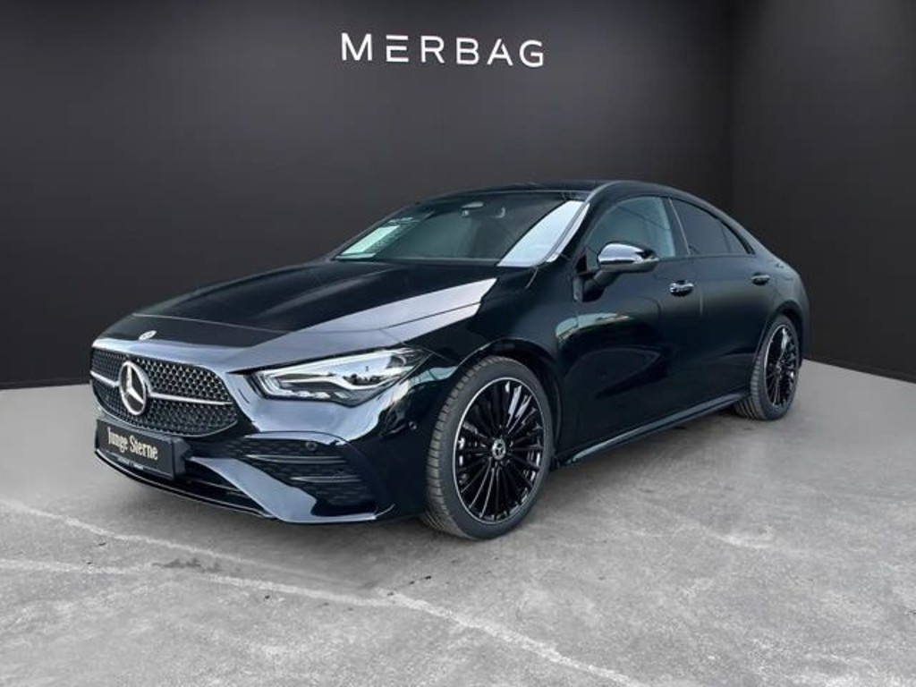 Mercedes-Benz CLA-Klasse CLA 220 4MATIC AMG Line Coupé Premium