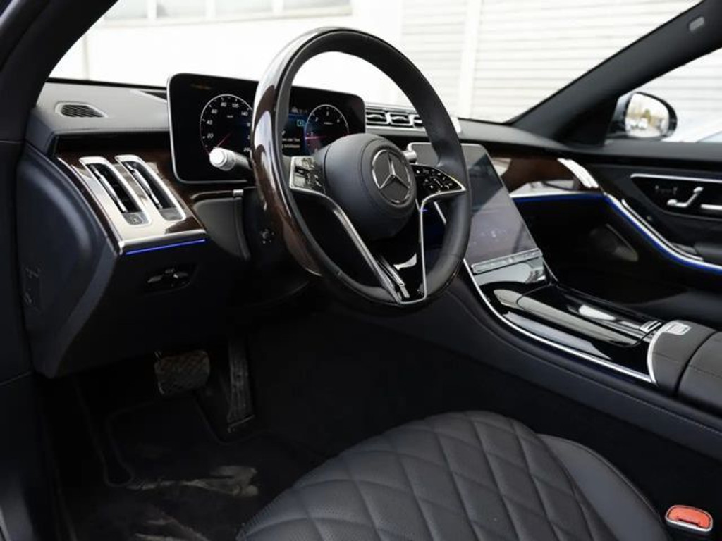 Mercedes-Benz S-Klasse