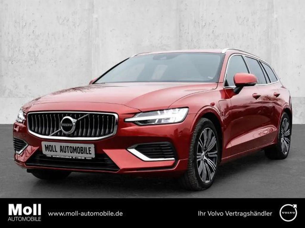 Volvo V60 AWD T6 Hybrid Twin Engine Recharge Core