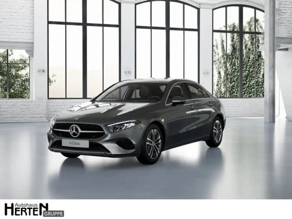 Mercedes-Benz A-Klasse A 200 Progressive A 200 d