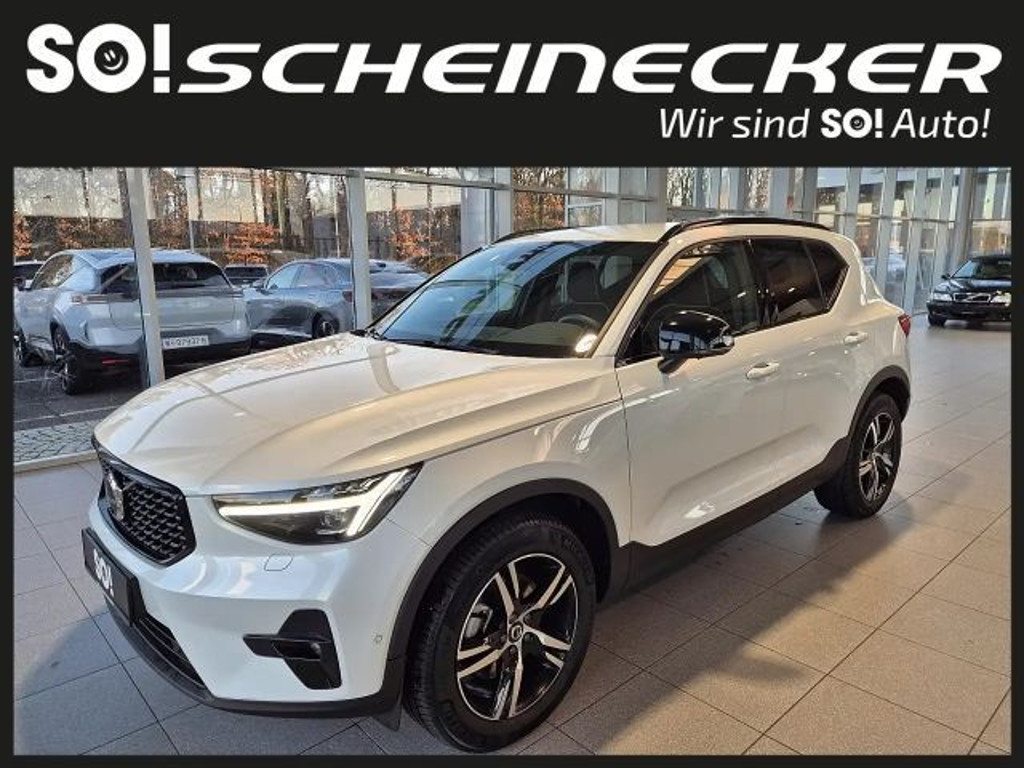 Volvo XC40 Plus Dark