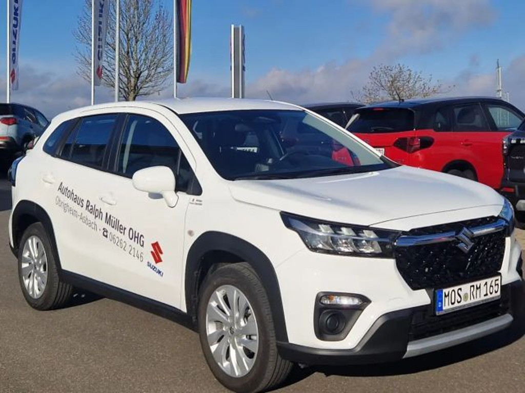 Suzuki S-Cross Hybrid