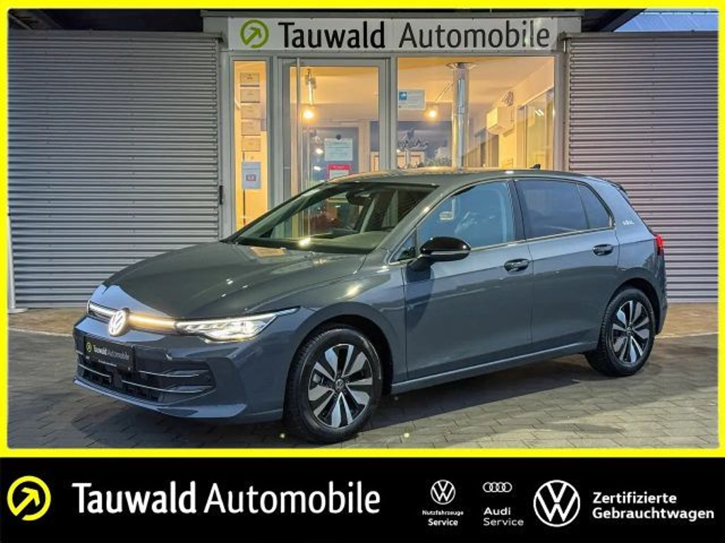 Volkswagen Golf 1.5 TSI Golf VIII