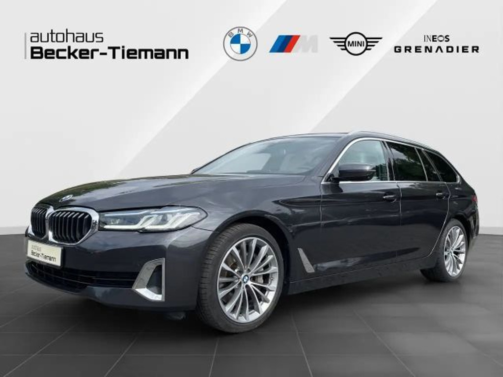 BMW 5 Serie 530 Luxury Line xDrive Touring 530d
