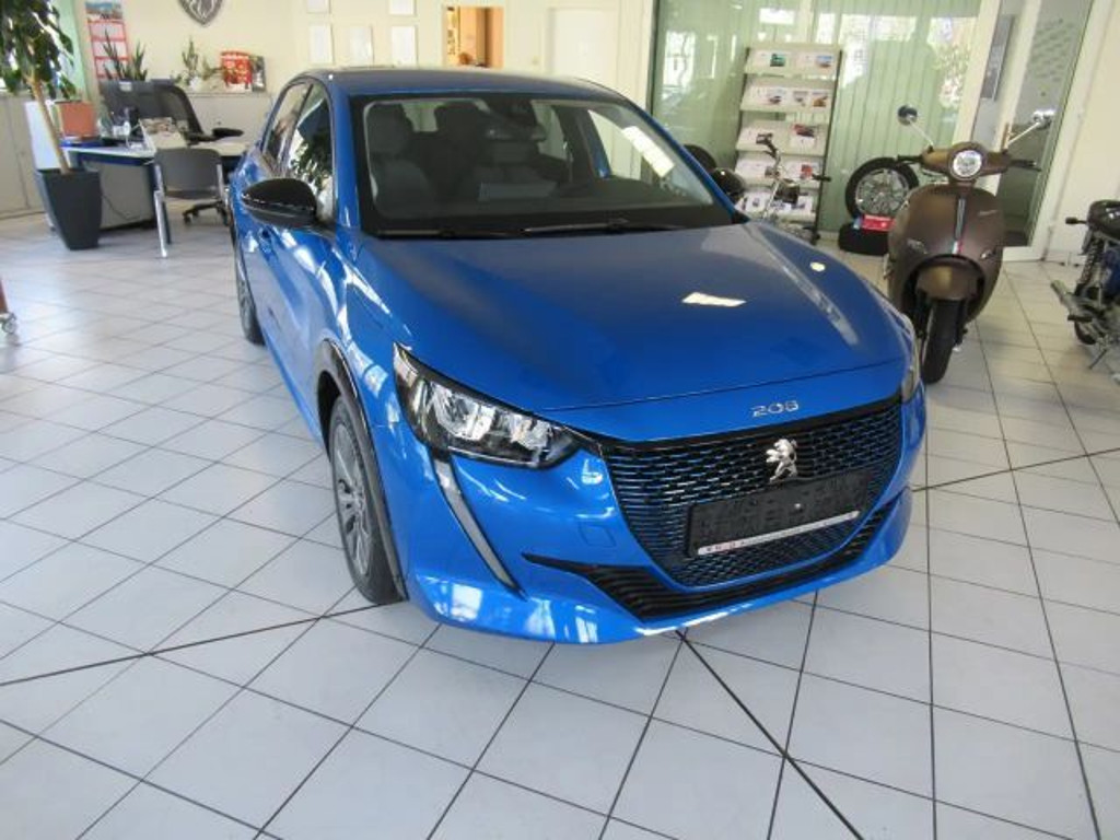 Peugeot e-208
