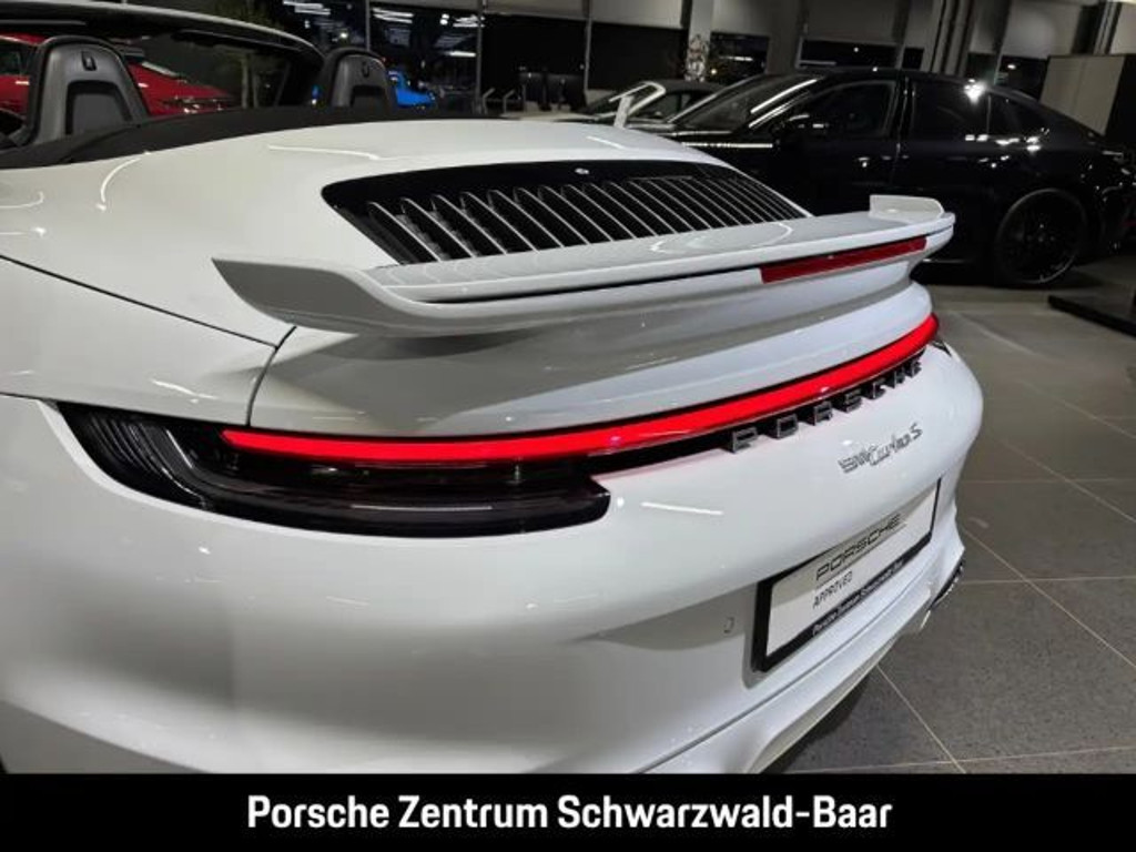 Porsche 992