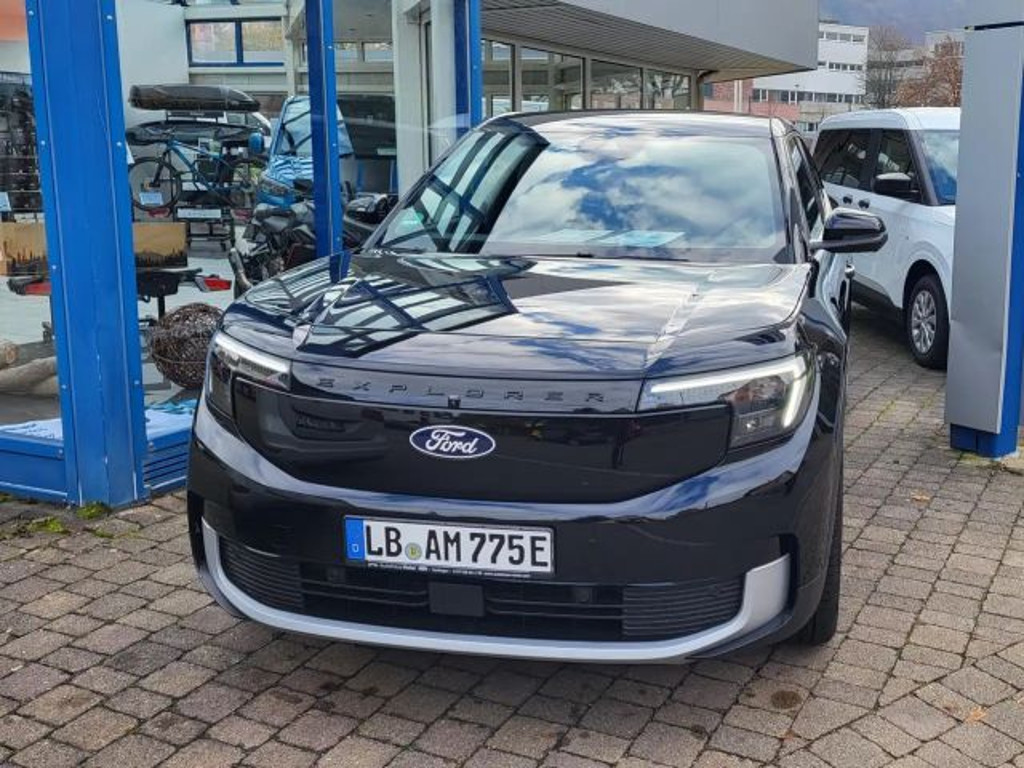 Ford Explorer RWD Premium