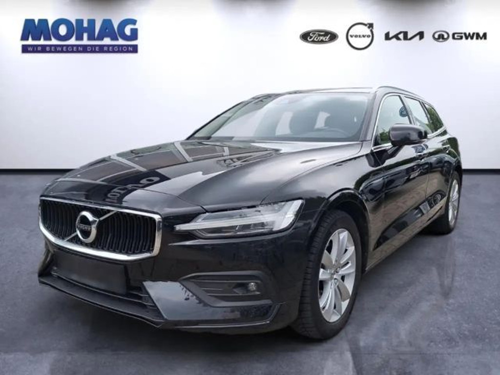Volvo V60 Momentum