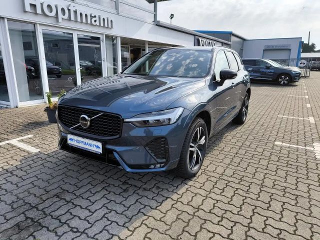 Volvo XC60 AWD Plus Dark