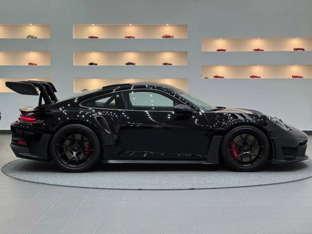 Porsche 992