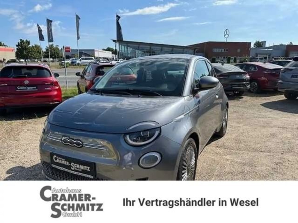 Fiat 500e Elektro 500e 42kWh Style und Komfort-Paket