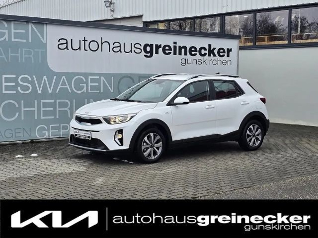 Kia Stonic 1,2 DPI ISG Silber