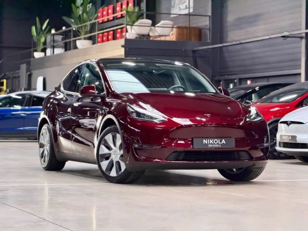 Tesla Model Y Long Range Dual Motor