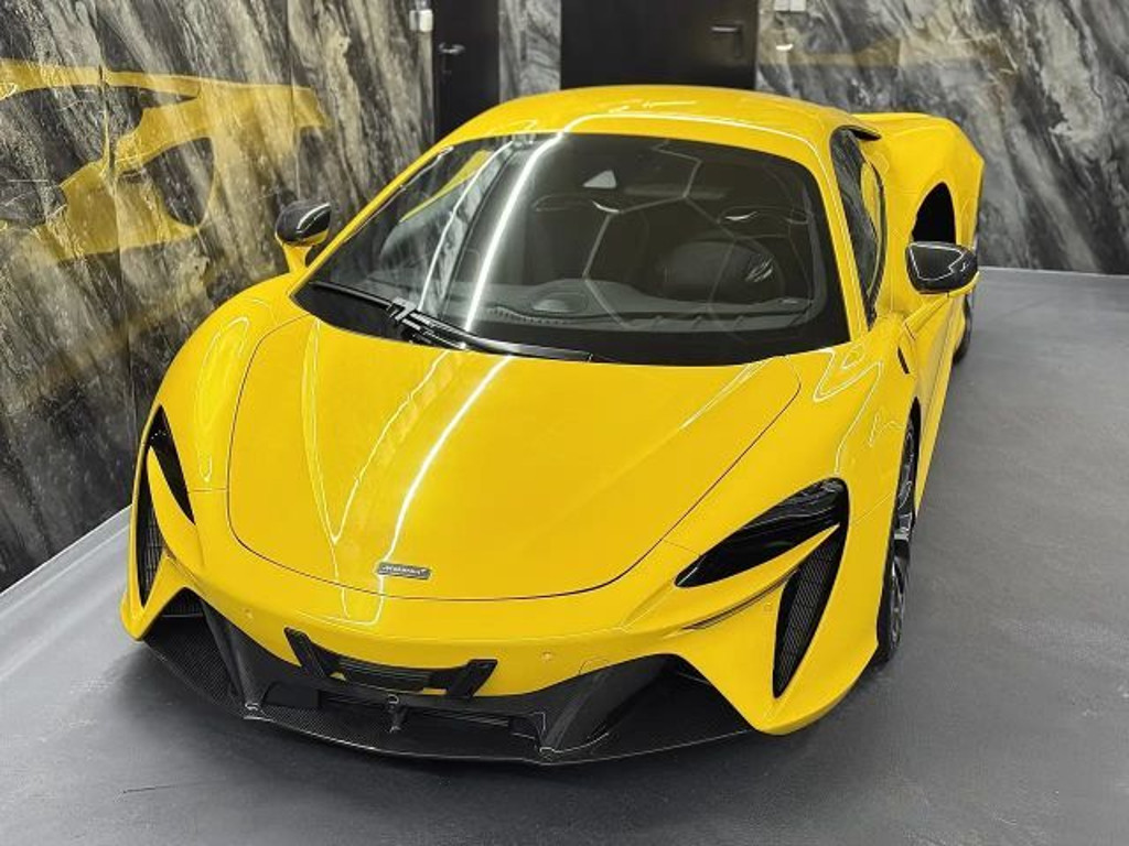McLaren Artura