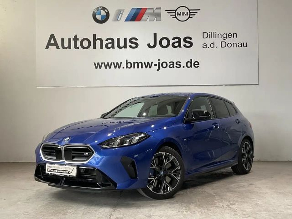 BMW 1 Serie 135 xDrive Sedan