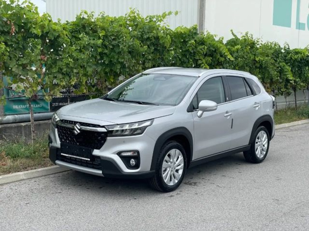 Suzuki S-Cross Hybrid