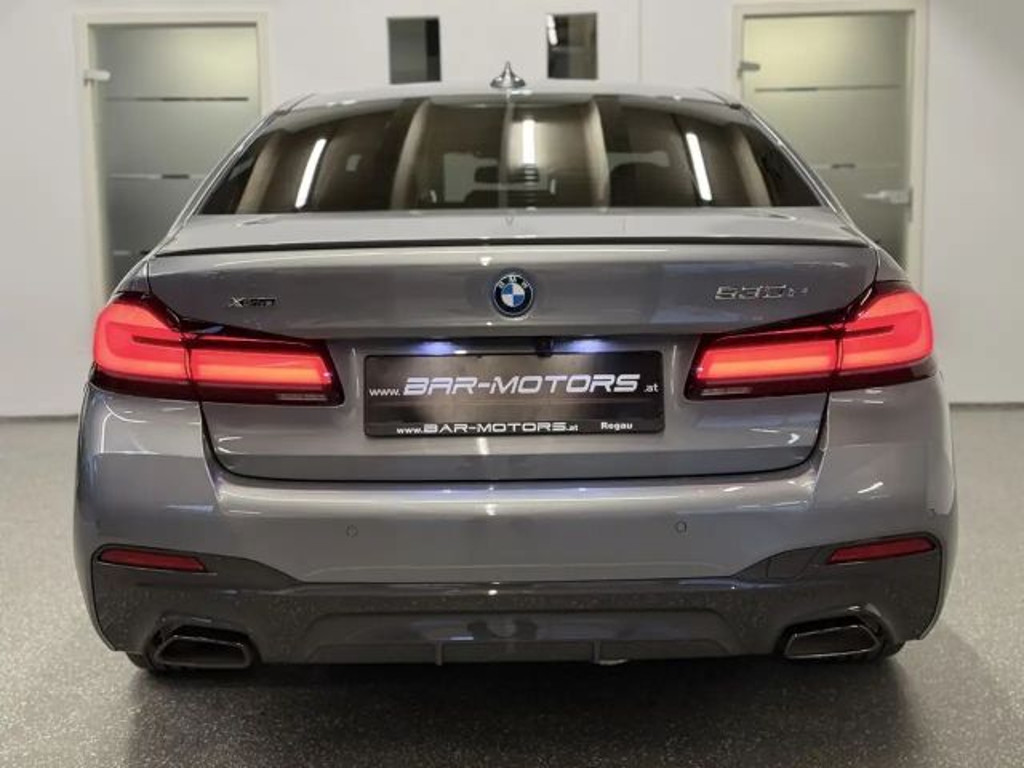 BMW 5 Serie 530 M-Sport xDrive Sedan 530e