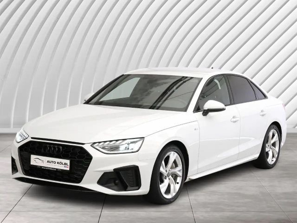 Audi A4 Sedan S-Line 40 TFSI