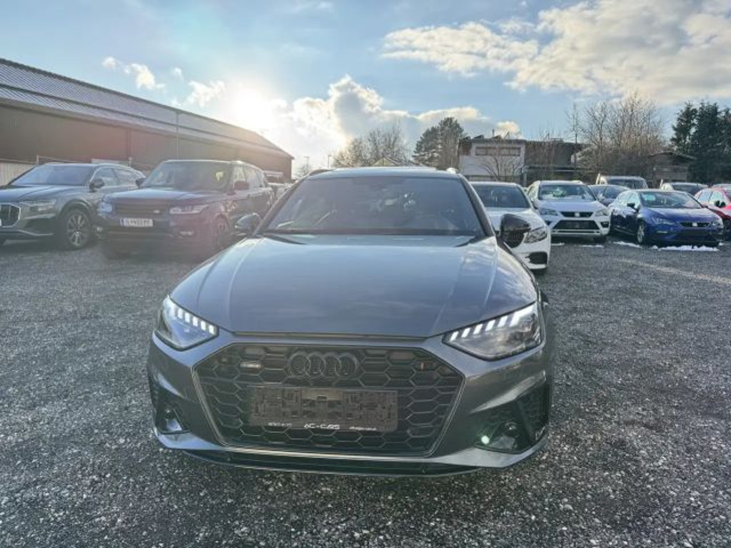 Audi A4 Quattro S-Line 40 TDI
