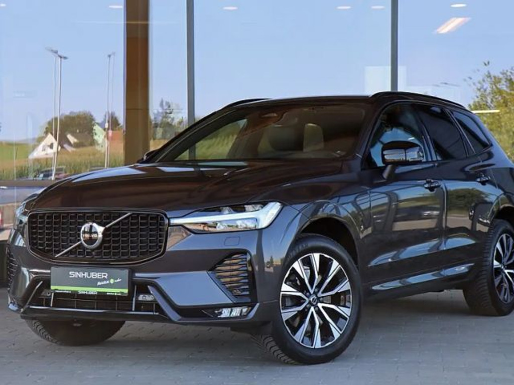 Volvo XC60 AWD Geartronic Plus Dark