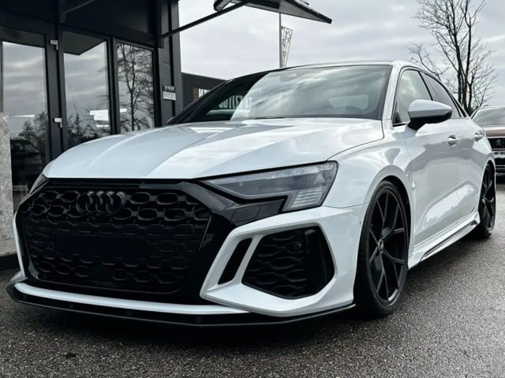 Audi RS3 Sedan Quattro