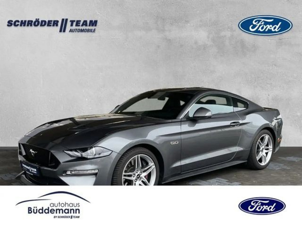 Ford Mustang Fastback GT 5.0 V8