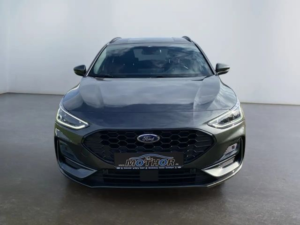 Ford Focus EcoBoost Wagon ST Line