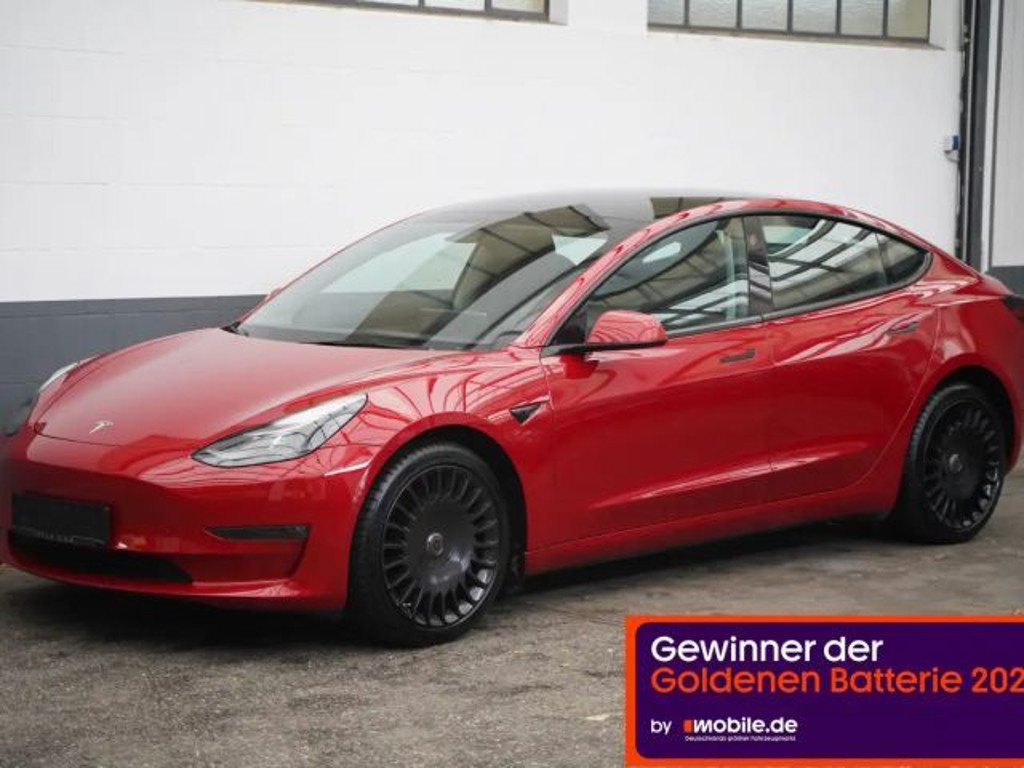 Tesla Model 3 Long Range AWD