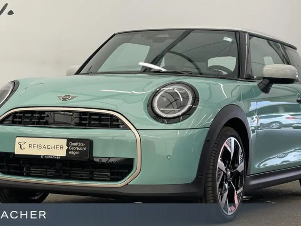 Mini Cooper A RFK PDC HUD SHZ 18"