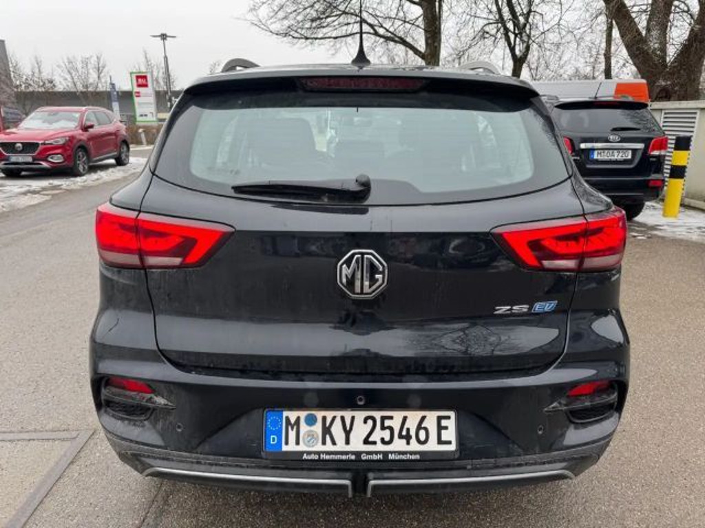 MG ZS