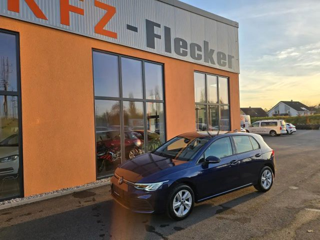 Volkswagen Golf Life