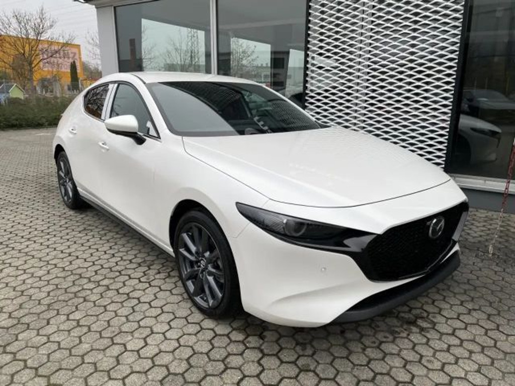 Mazda 3 Exclusive-line
