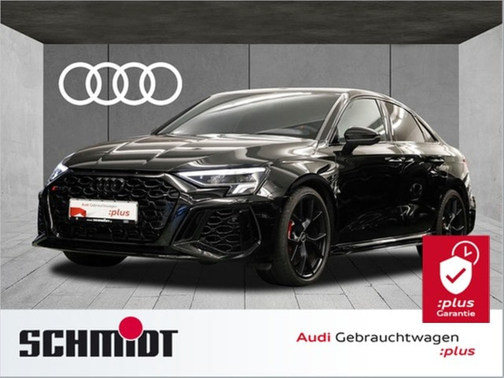 Audi RS3 Sedan Quattro S-Tronic
