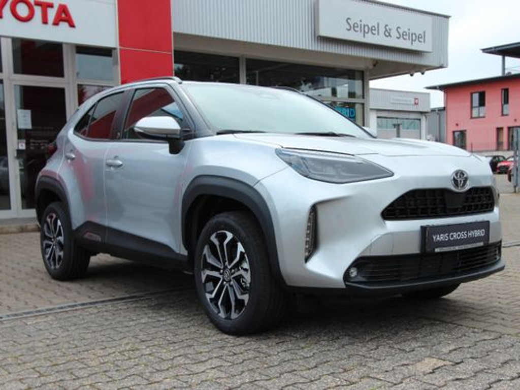 Toyota Yaris Cross 4x2 5-deurs Plus