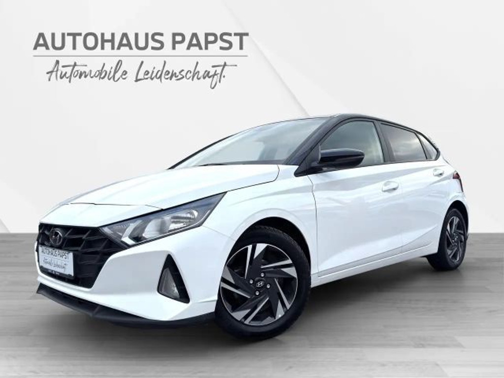 Hyundai i20 *** i-LINE PLUS *** noch ein 4 ZYLINDER MOTOR ***