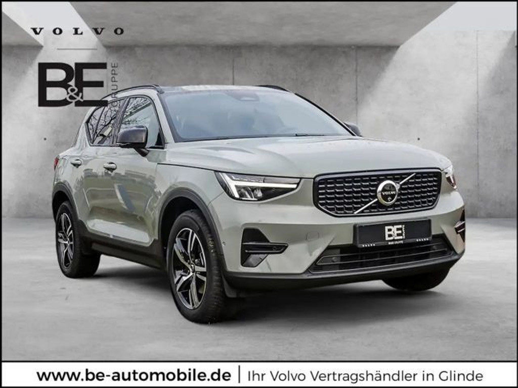 Volvo XC40 Plus Dark