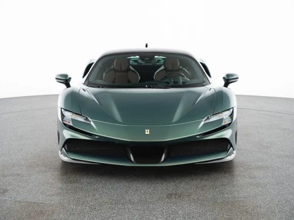 Ferrari SF90