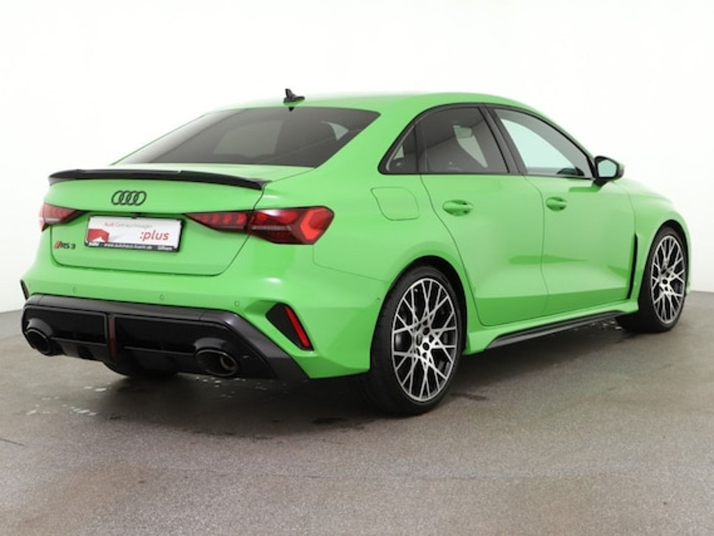Audi RS3 Sedan Quattro S-Tronic