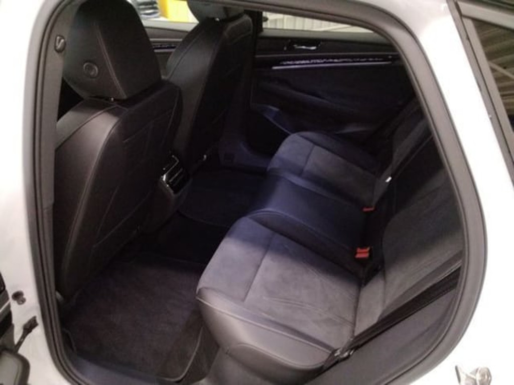 Volkswagen ID.7 Style IQ.Drive